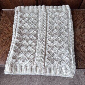 GAP Oatmeal Heather Honeycomb Cable Gator Scarf